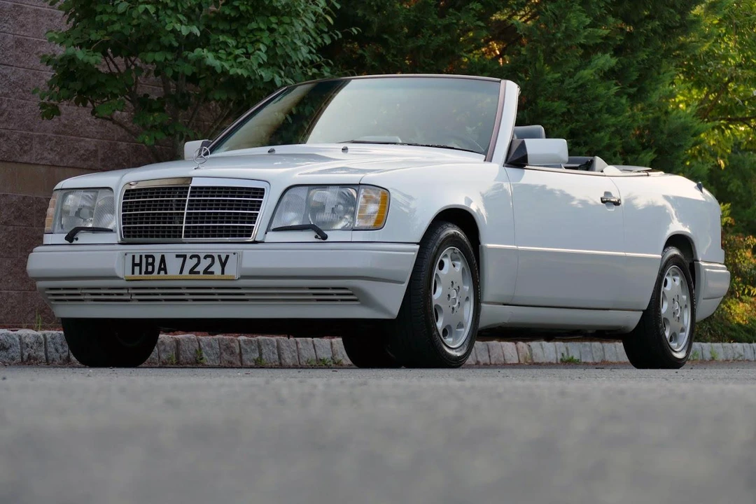 1994 Mercedes-Benz W124 E-Class - Image 2 of 31