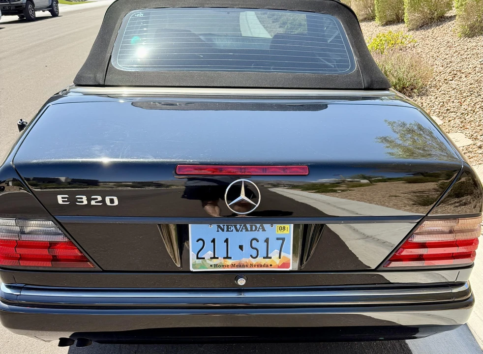 1994 Mercedes-Benz W124 E-Class - Image 28 of 31