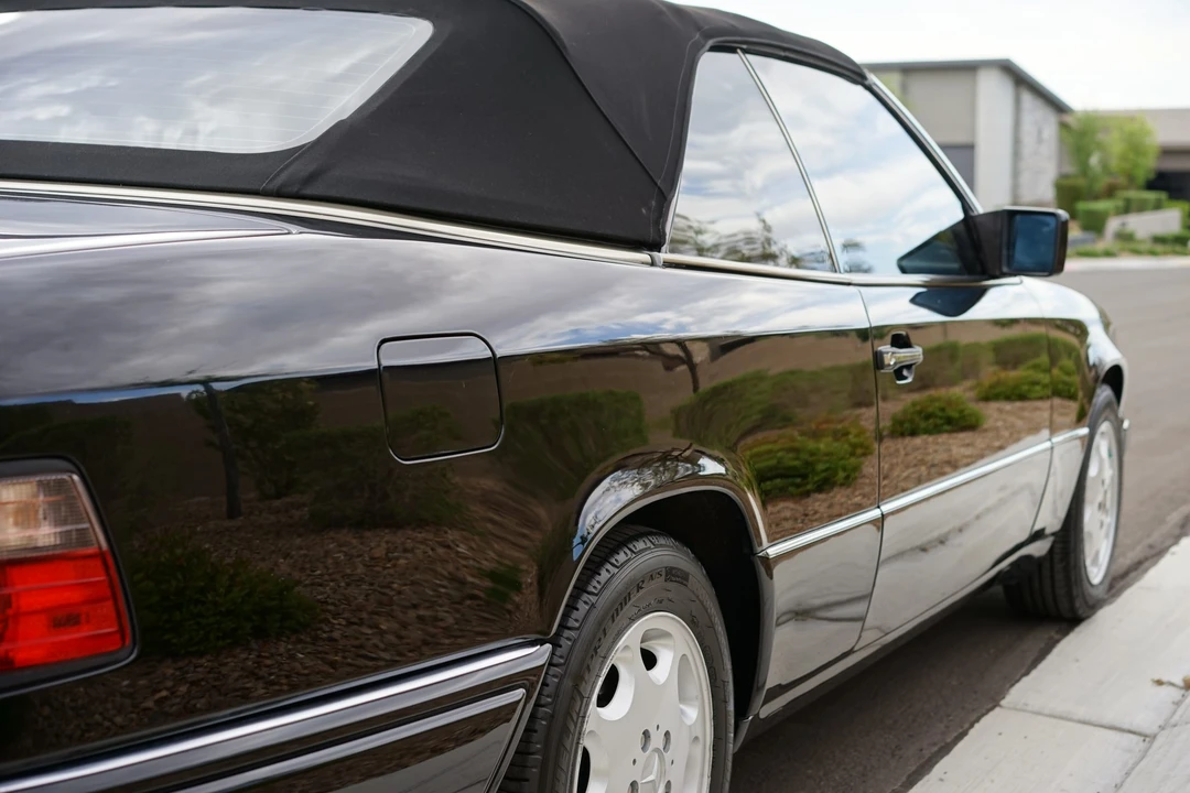 1994 Mercedes-Benz W124 E-Class - Image 16 of 31
