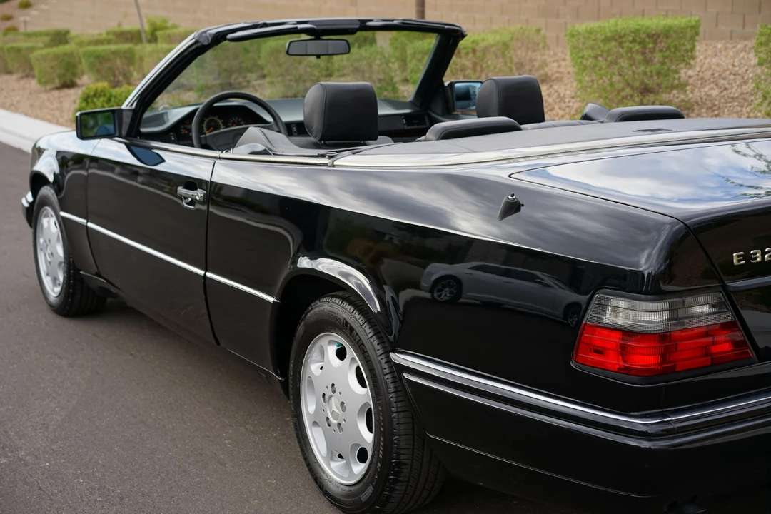 1994 Mercedes-Benz W124 E-Class - Image 16 of 31