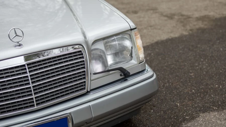1994 Mercedes-Benz W124 E-Class - Image 7 of 20