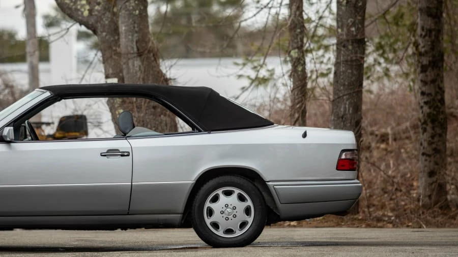 1994 Mercedes-Benz W124 E-Class - Image 13 of 20