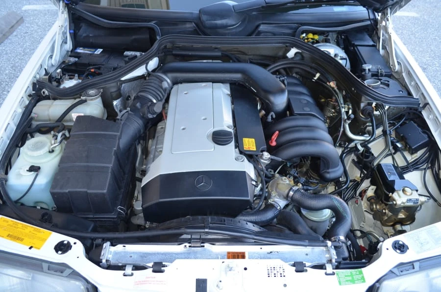 1994 Mercedes-Benz W124 E-Class - Image 5 of 7