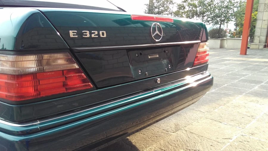 1994 Mercedes-Benz W124 E-Class - Image 10 of 11