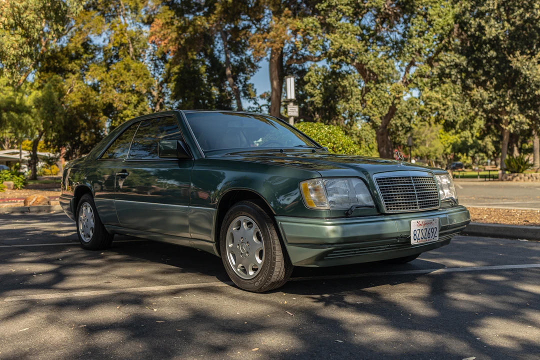 1994 Mercedes-Benz W124 E-Class - Image 2 of 31