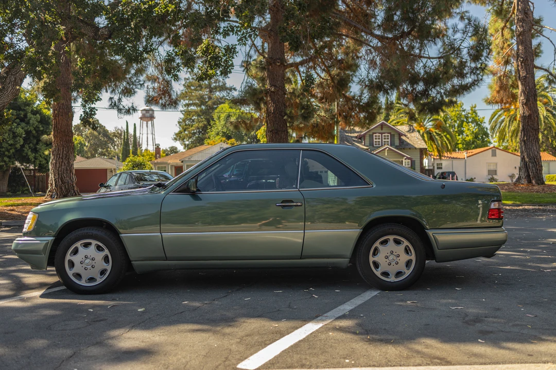 1994 Mercedes-Benz W124 E-Class - Image 8 of 31