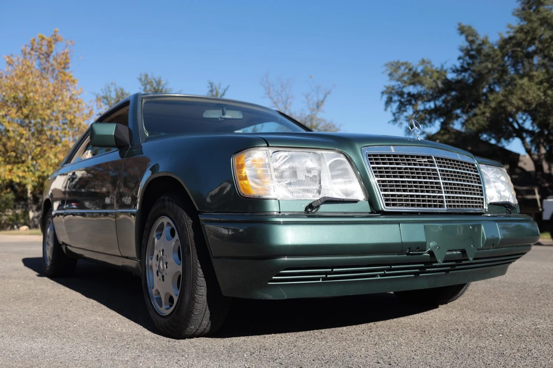 1994 Mercedes-Benz W124 E-Class - Image 11 of 31