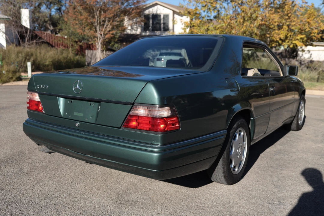 1994 Mercedes-Benz W124 E-Class - Image 28 of 31