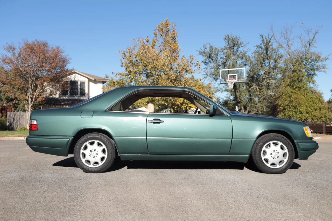 1994 Mercedes-Benz W124 E-Class - Image 21 of 31