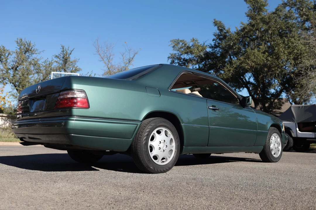 1994 Mercedes-Benz W124 E-Class - Image 23 of 31