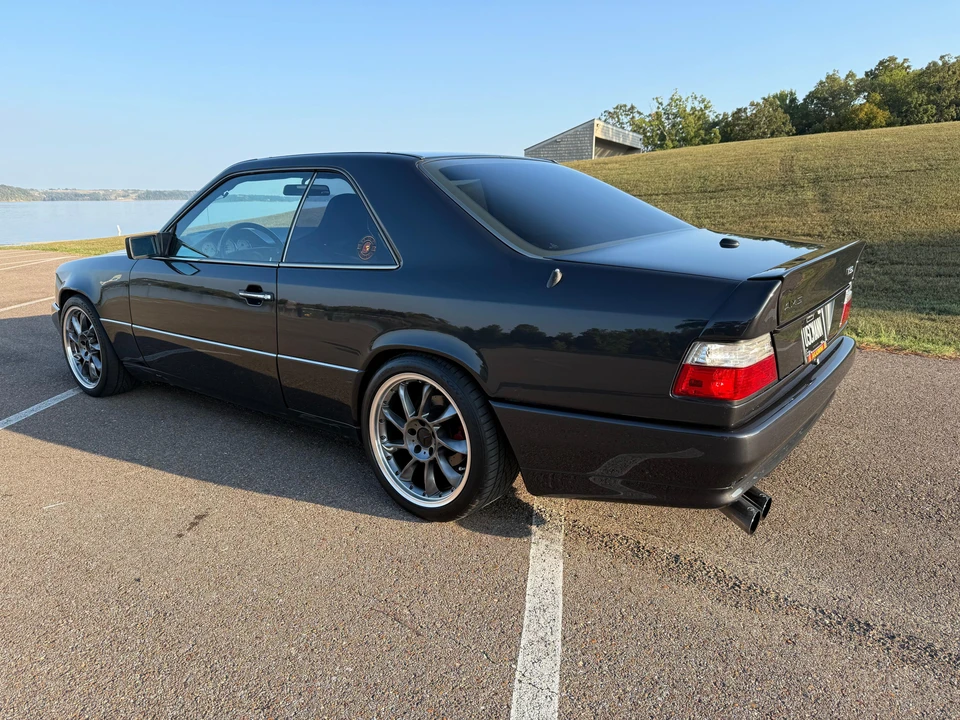 1994 Mercedes-Benz W124 E-Class - Image 11 of 31