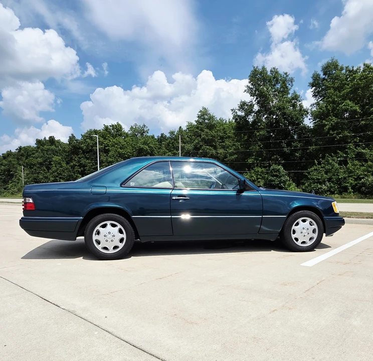 1994 Mercedes-Benz W124 E-Class - Image 11 of 31