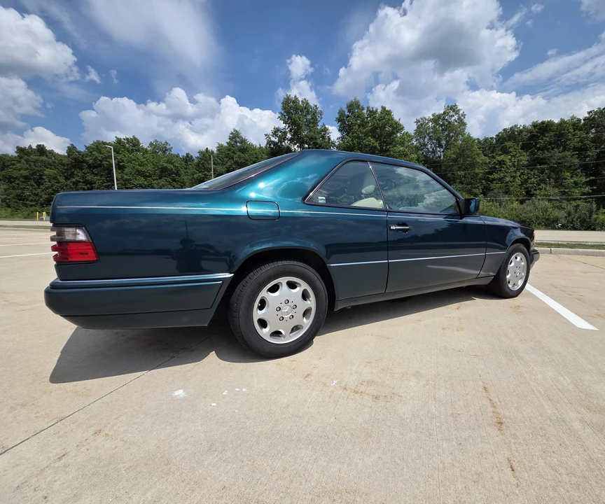 1994 Mercedes-Benz W124 E-Class - Image 14 of 31