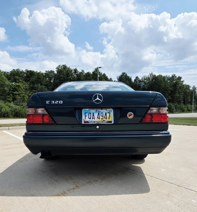 1994 Mercedes-Benz W124 E-Class - Image 23 of 31