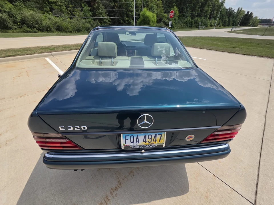 1994 Mercedes-Benz W124 E-Class - Image 24 of 31