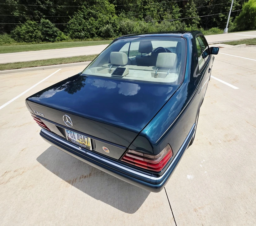 1994 Mercedes-Benz W124 E-Class - Image 22 of 31