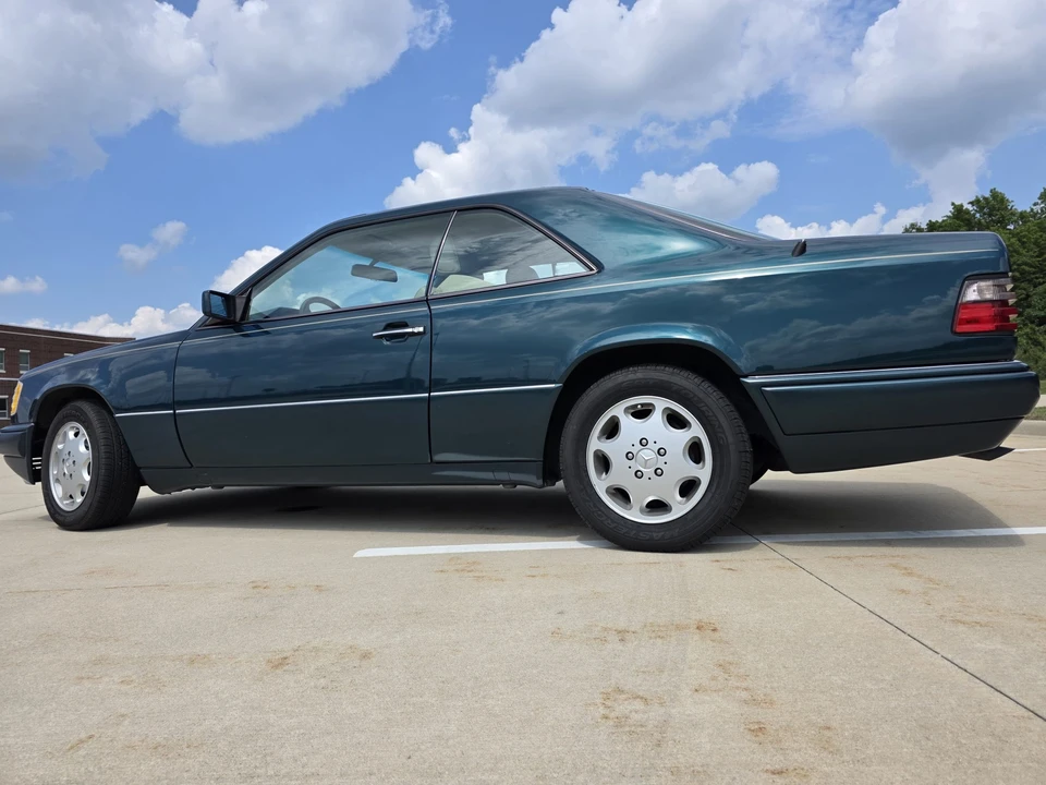 1994 Mercedes-Benz W124 E-Class - Image 28 of 31
