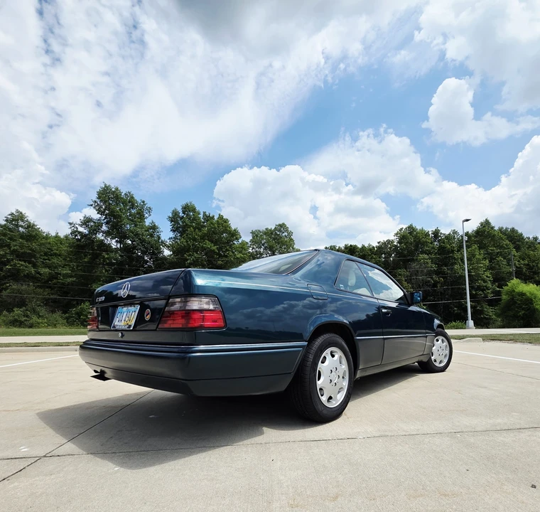 1994 Mercedes-Benz W124 E-Class - Image 18 of 31