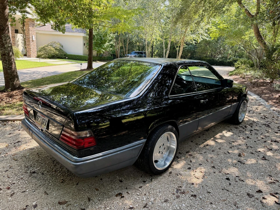 1994 Mercedes-Benz W124 E-Class - Image 12 of 31