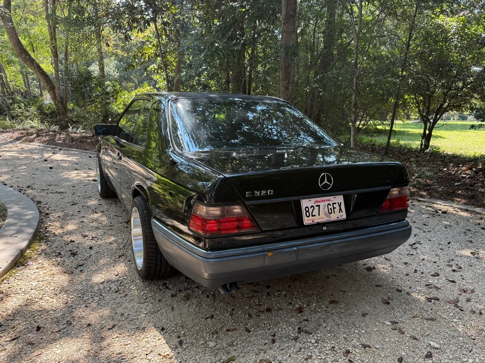 1994 Mercedes-Benz W124 E-Class - Image 9 of 31