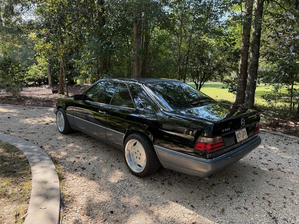 1994 Mercedes-Benz W124 E-Class - Image 8 of 31