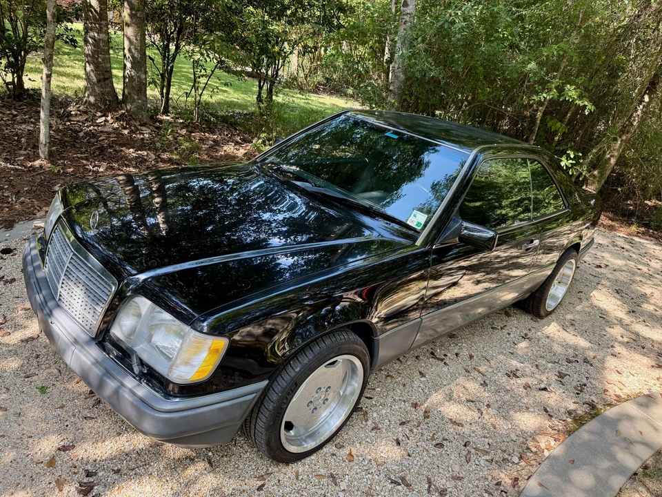 1994 Mercedes-Benz W124 E-Class - Image 2 of 31