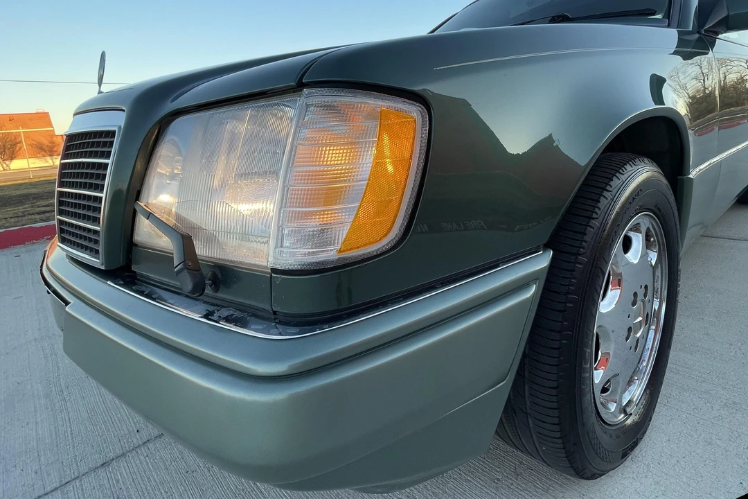 1994 Mercedes-Benz W124 E-Class - Image 8 of 8
