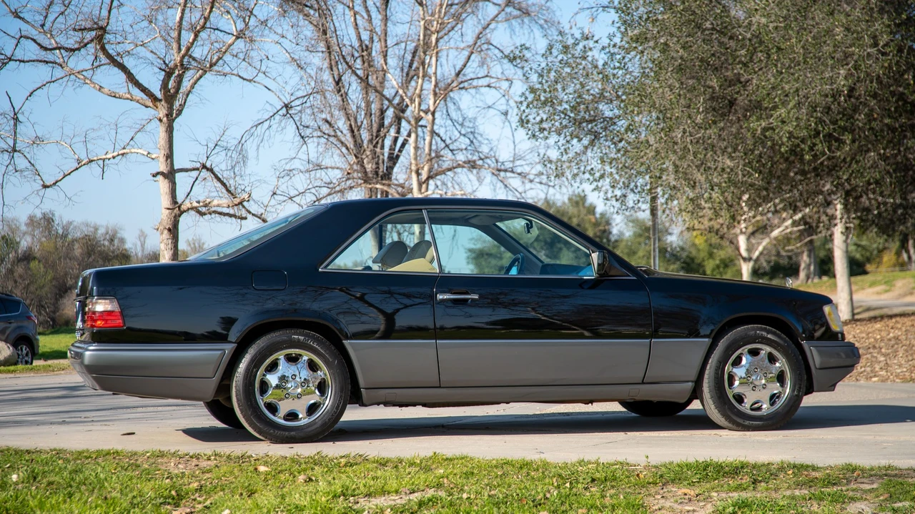 1994 Mercedes-Benz W124 E-Class - Image 30 of 31