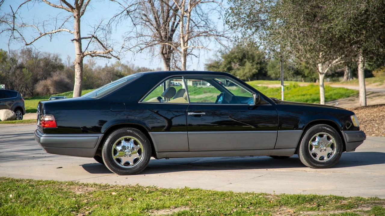 1994 Mercedes-Benz W124 E-Class - Image 31 of 31