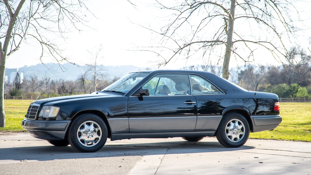 1994 Mercedes-Benz W124 E-Class - Image 18 of 31