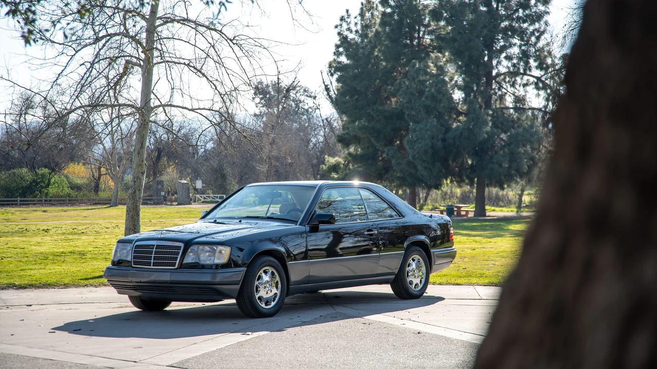 1994 Mercedes-Benz W124 E-Class - Image 10 of 31