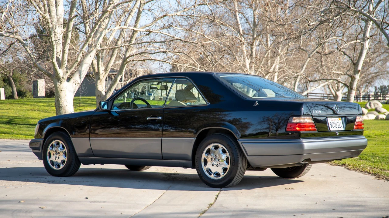 1994 Mercedes-Benz W124 E-Class - Image 23 of 31