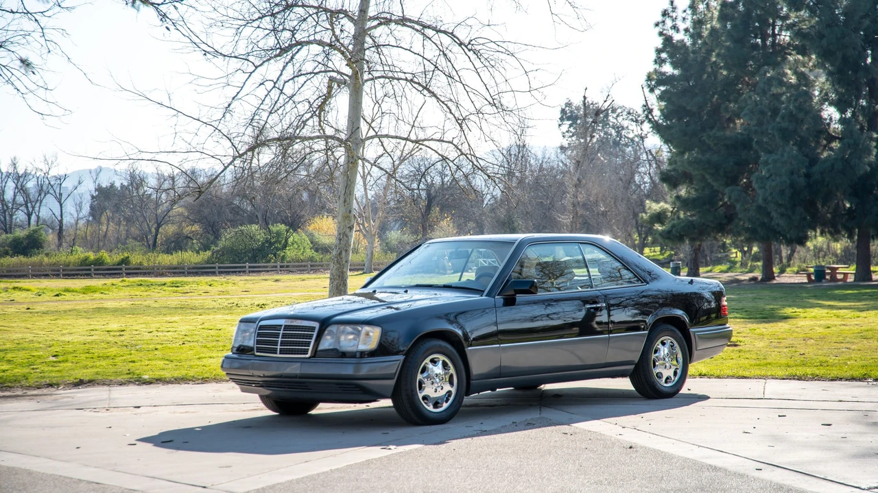 1994 Mercedes-Benz W124 E-Class - Image 12 of 31