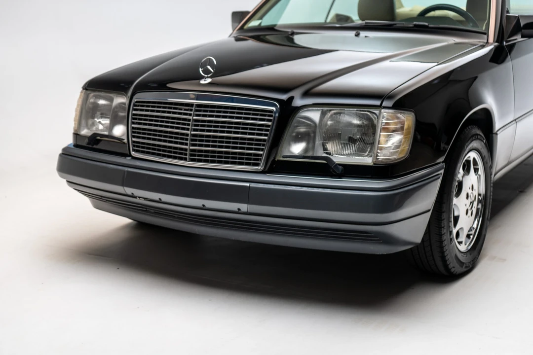 1994 Mercedes-Benz W124 E-Class - Image 14 of 31