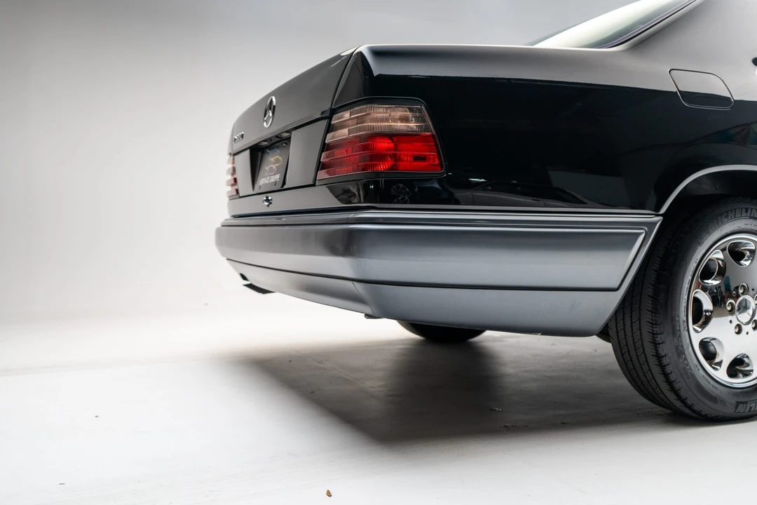 1994 Mercedes-Benz W124 E-Class - Image 30 of 31