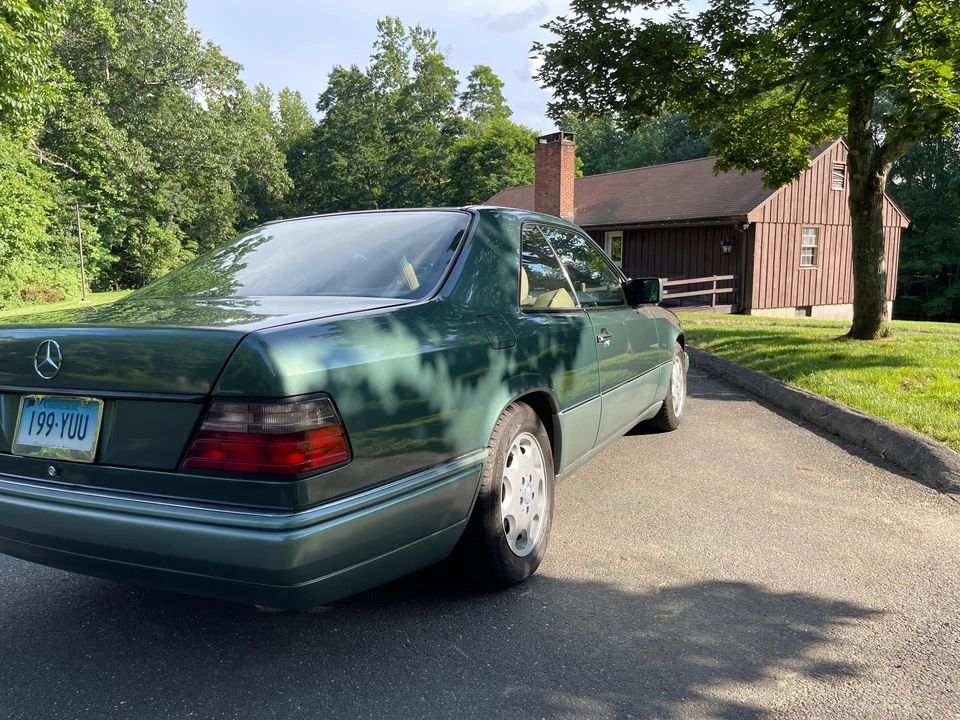 1994 Mercedes-Benz W124 E-Class - Image 14 of 31