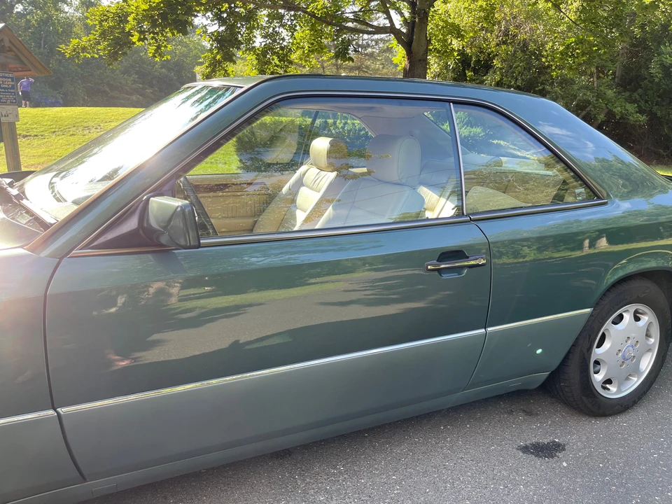 1994 Mercedes-Benz W124 E-Class - Image 24 of 31