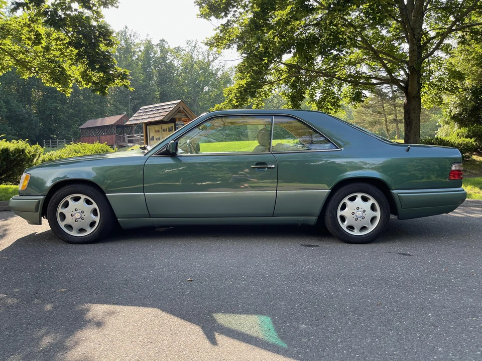 1994 Mercedes-Benz W124 E-Class - Image 11 of 31
