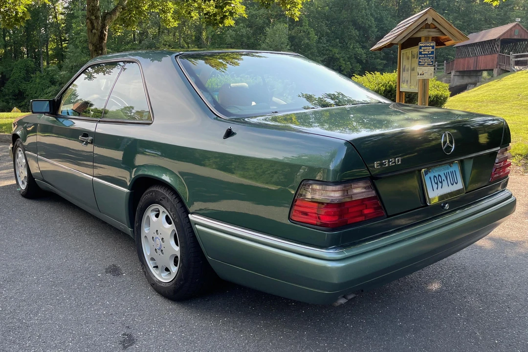 1994 Mercedes-Benz W124 E-Class - Image 4 of 31