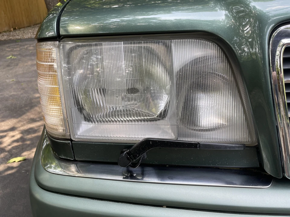 1994 Mercedes-Benz W124 E-Class - Image 18 of 31