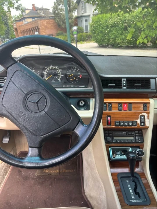 1994 Mercedes-Benz W124 E-Class - Image 5 of 8
