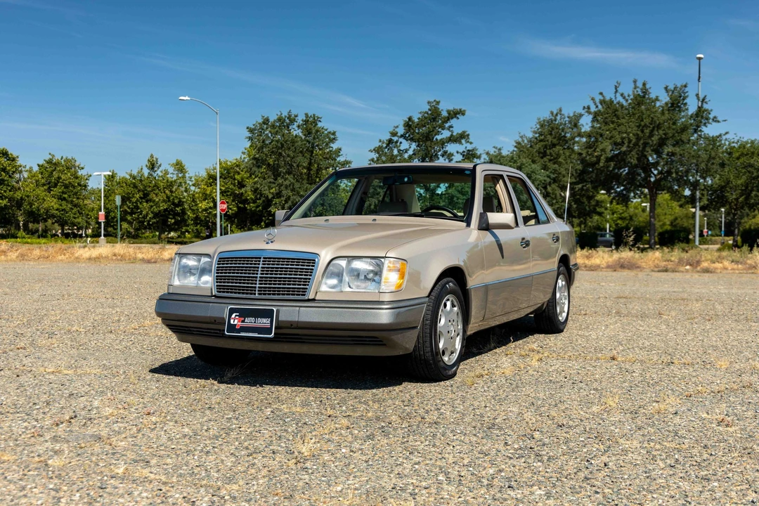 1994 Mercedes-Benz W124 E-Class - Image 2 of 31