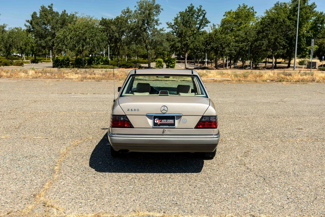 1994 Mercedes-Benz W124 E-Class - Image 17 of 31
