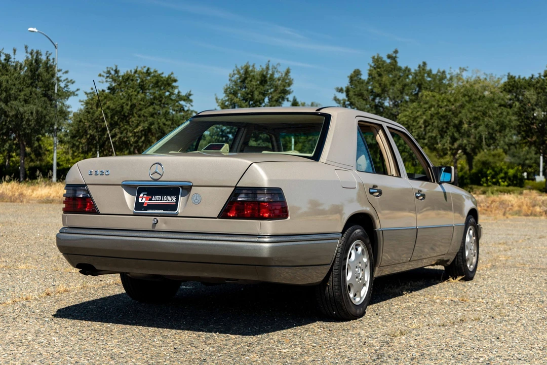 1994 Mercedes-Benz W124 E-Class - Image 22 of 31