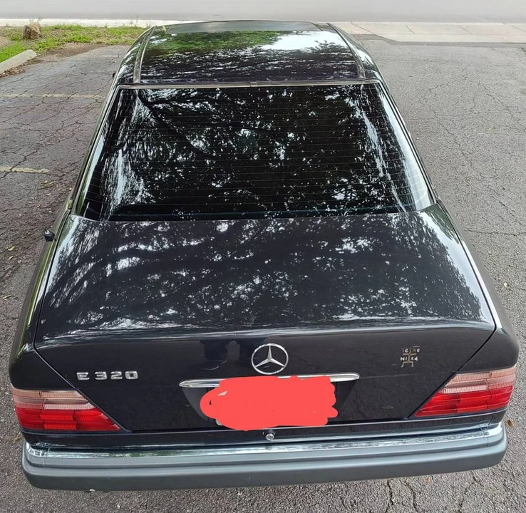 1994 Mercedes-Benz W124 E-Class - Image 19 of 24