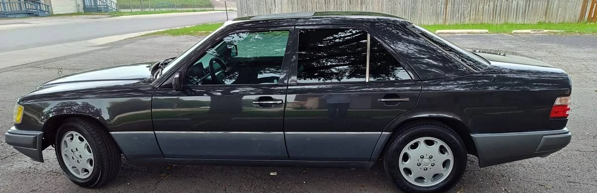 1994 Mercedes-Benz W124 E-Class - Image 15 of 24