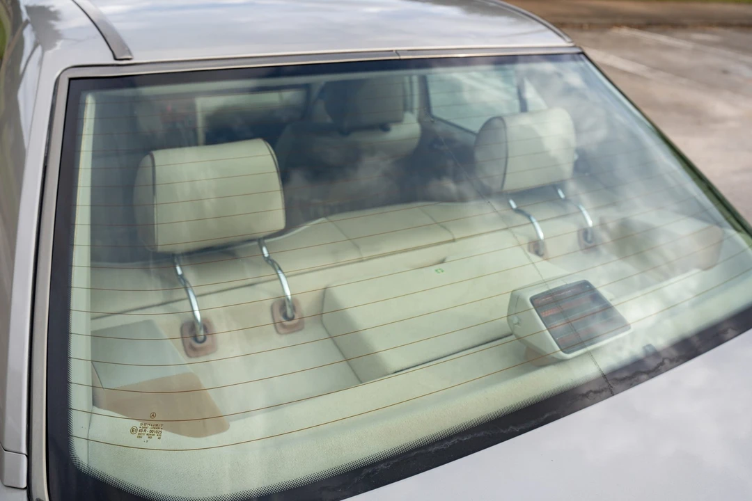 1994 Mercedes-Benz W124 E-Class - Image 30 of 31