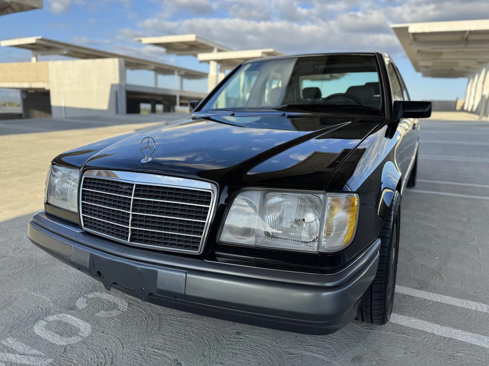 1994 Mercedes-Benz W124 E-Class - Image 16 of 31