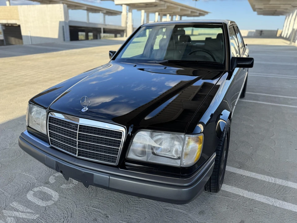 1994 Mercedes-Benz W124 E-Class - Image 15 of 31