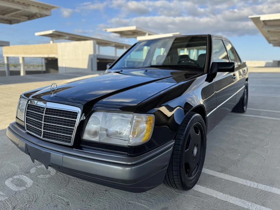 1994 Mercedes-Benz W124 E-Class - Image 14 of 31